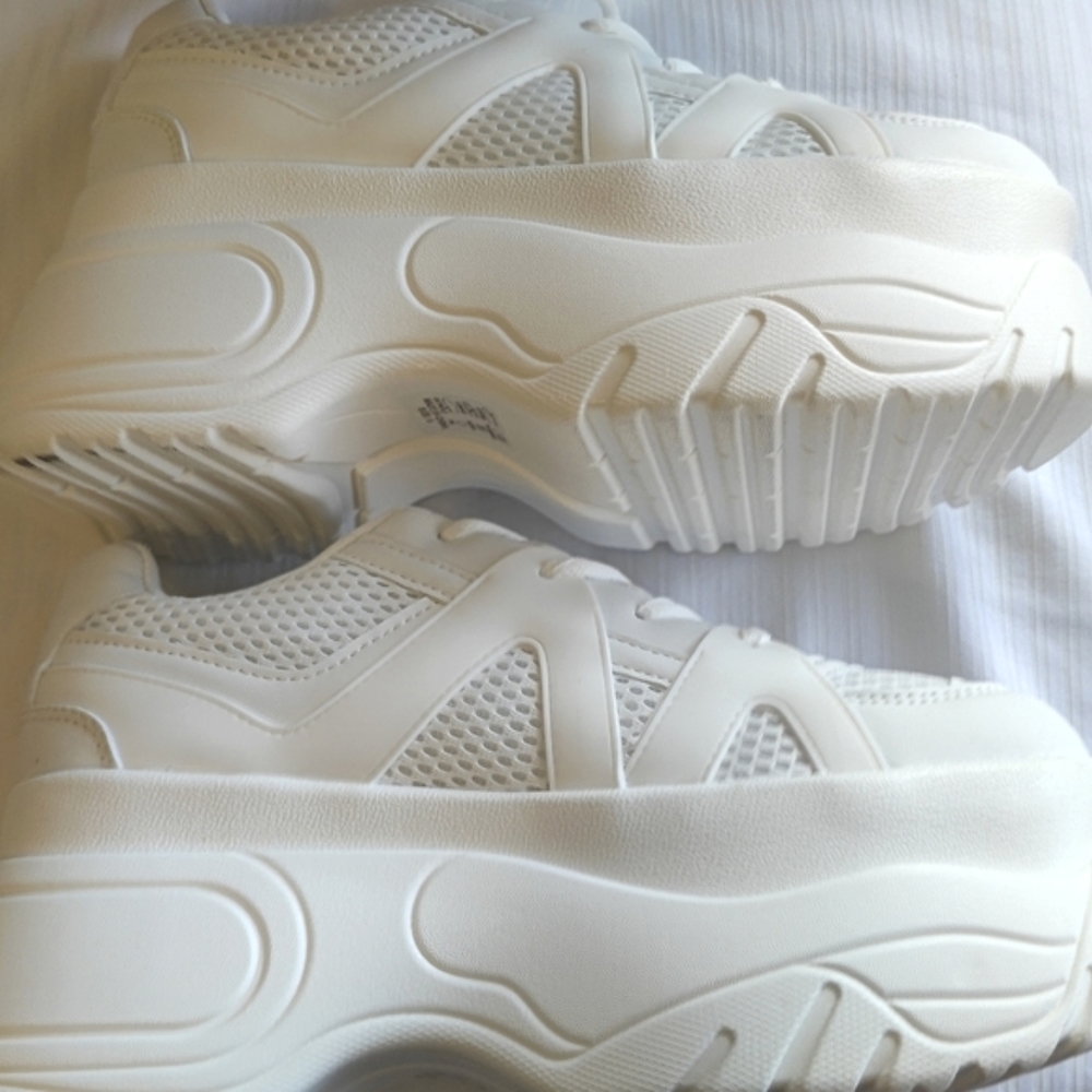 Nice thick platform white sneakers - 2 1/2 inch heel